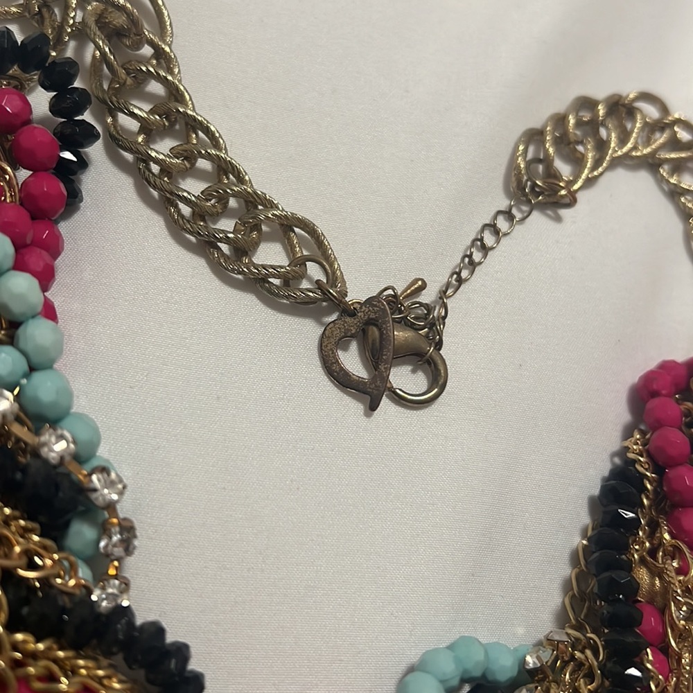 Statement Necklace - Picture 7 of 9
